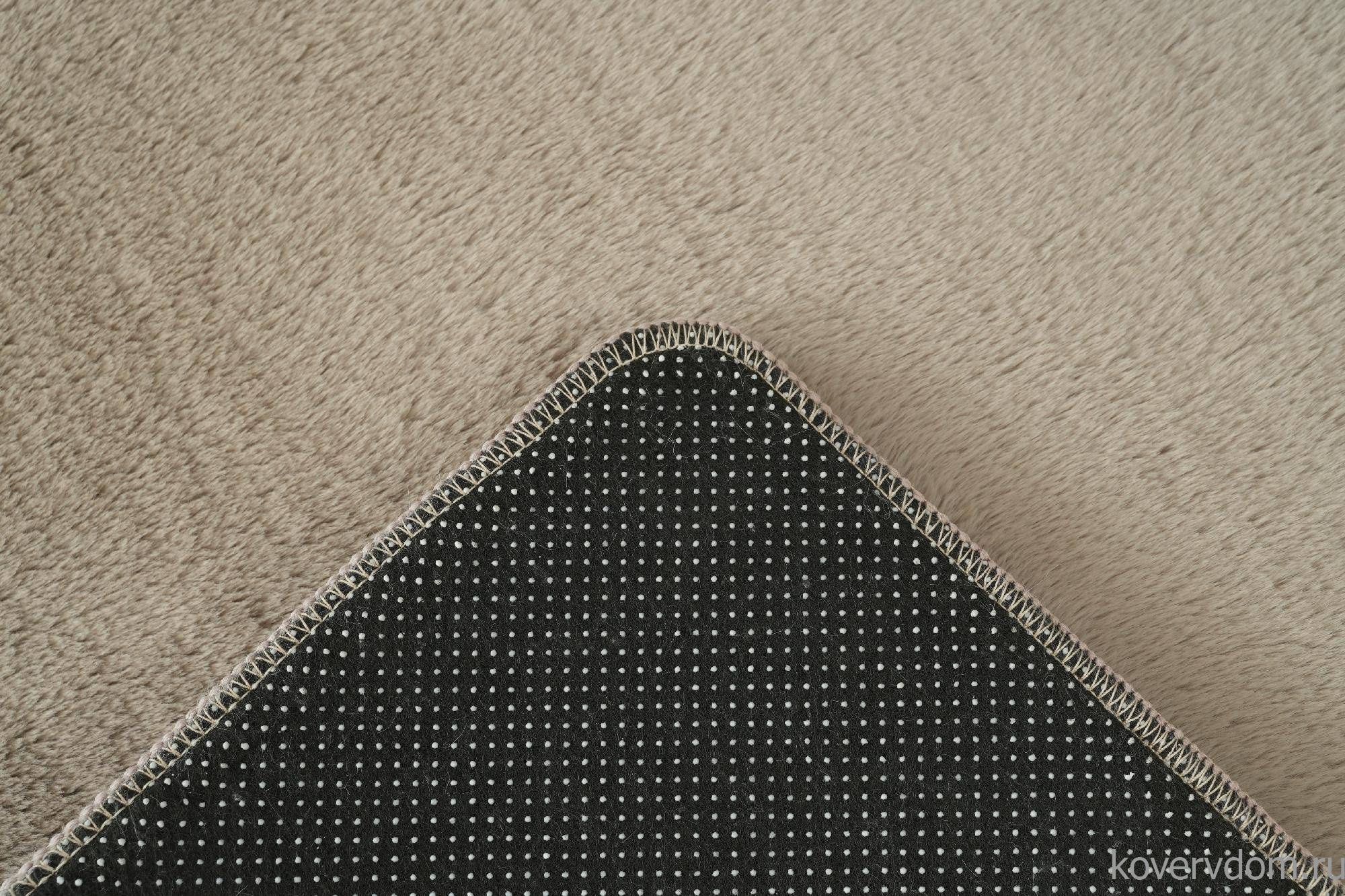 Ковер из искусственного меха RABBIT PX2000 CAMEL Ковер из искусственного меха RABBIT PX2000 CAMEL