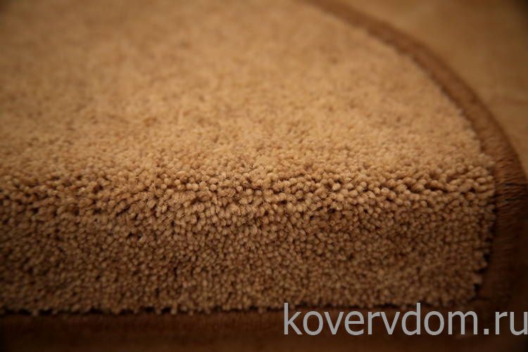 Ковровые ступеньки HIGHT-класс с укладкой на лестницу