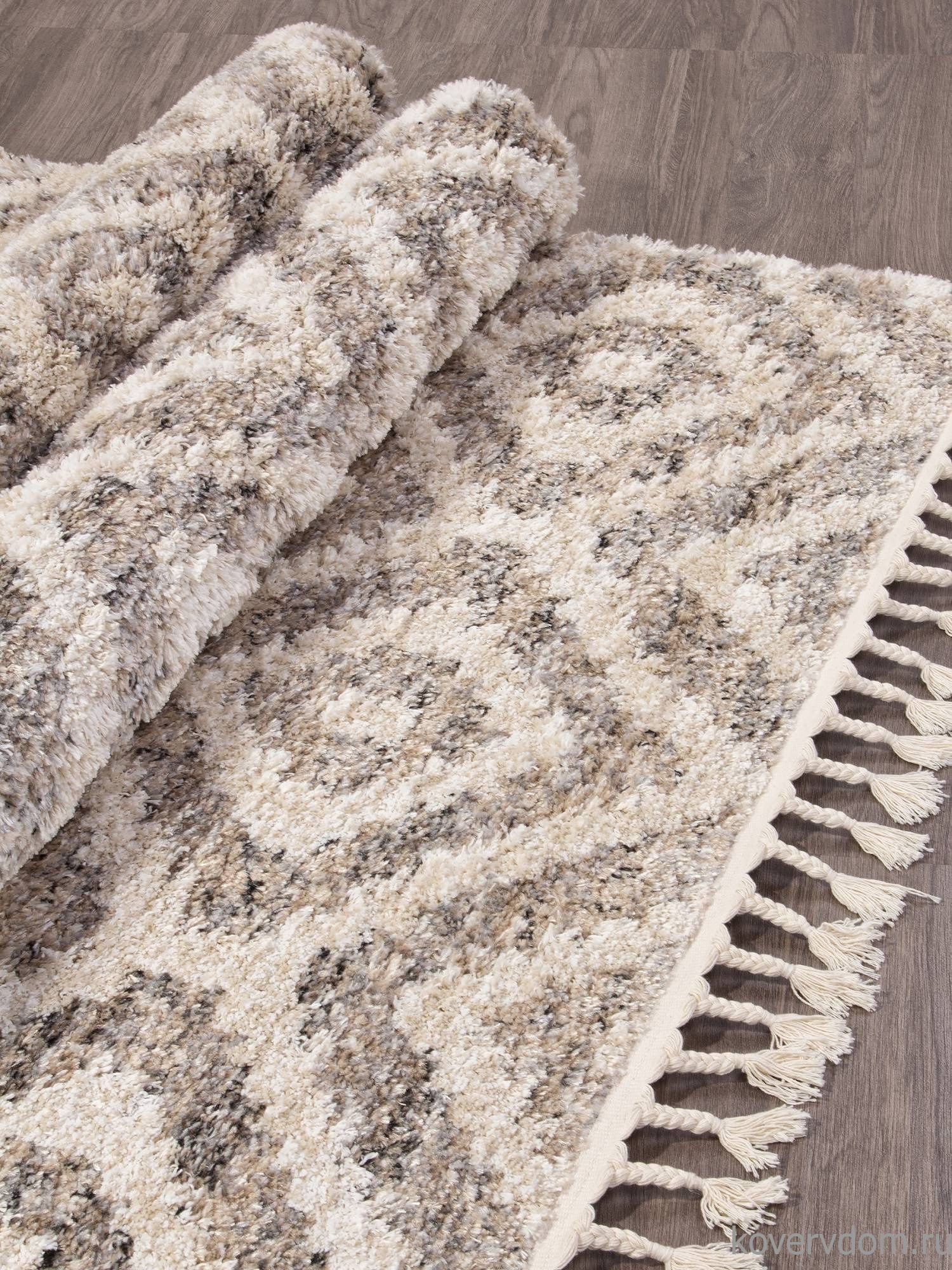 Ковер UVITA 37339 070 BEIGE Ковер UVITA 37339 070 BEIGE