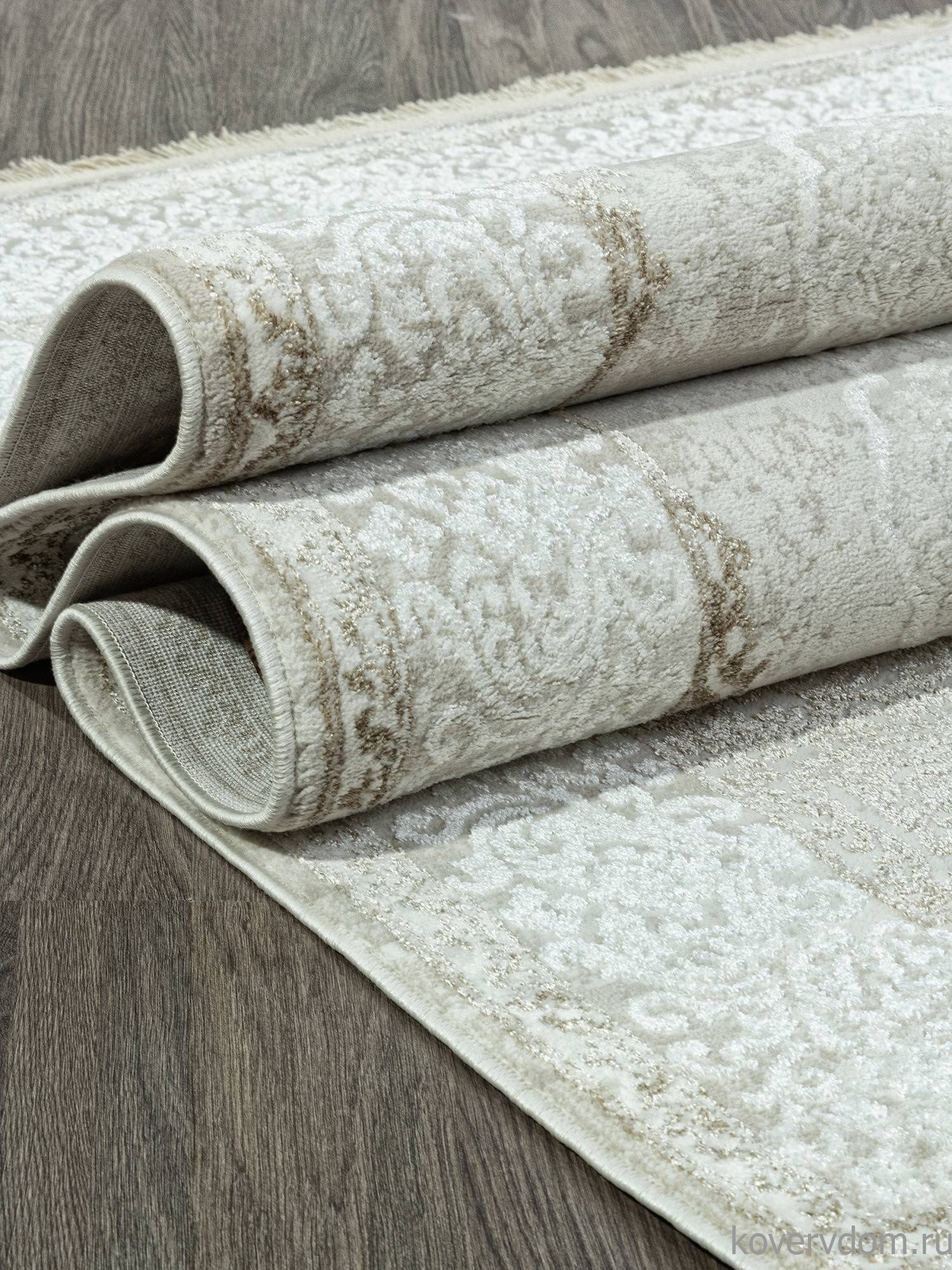 Ковер RUBI 26702A CREAM / WHITE Ковер RUBI 26702A CREAM / WHITE